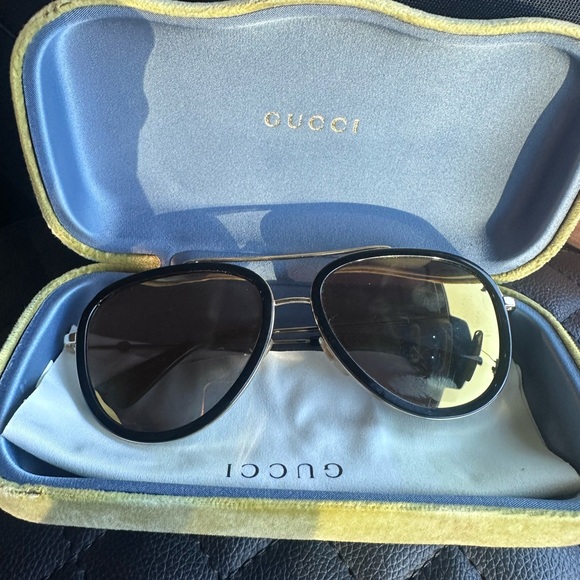 Gucci Black Aviator Sunglasses main image 4